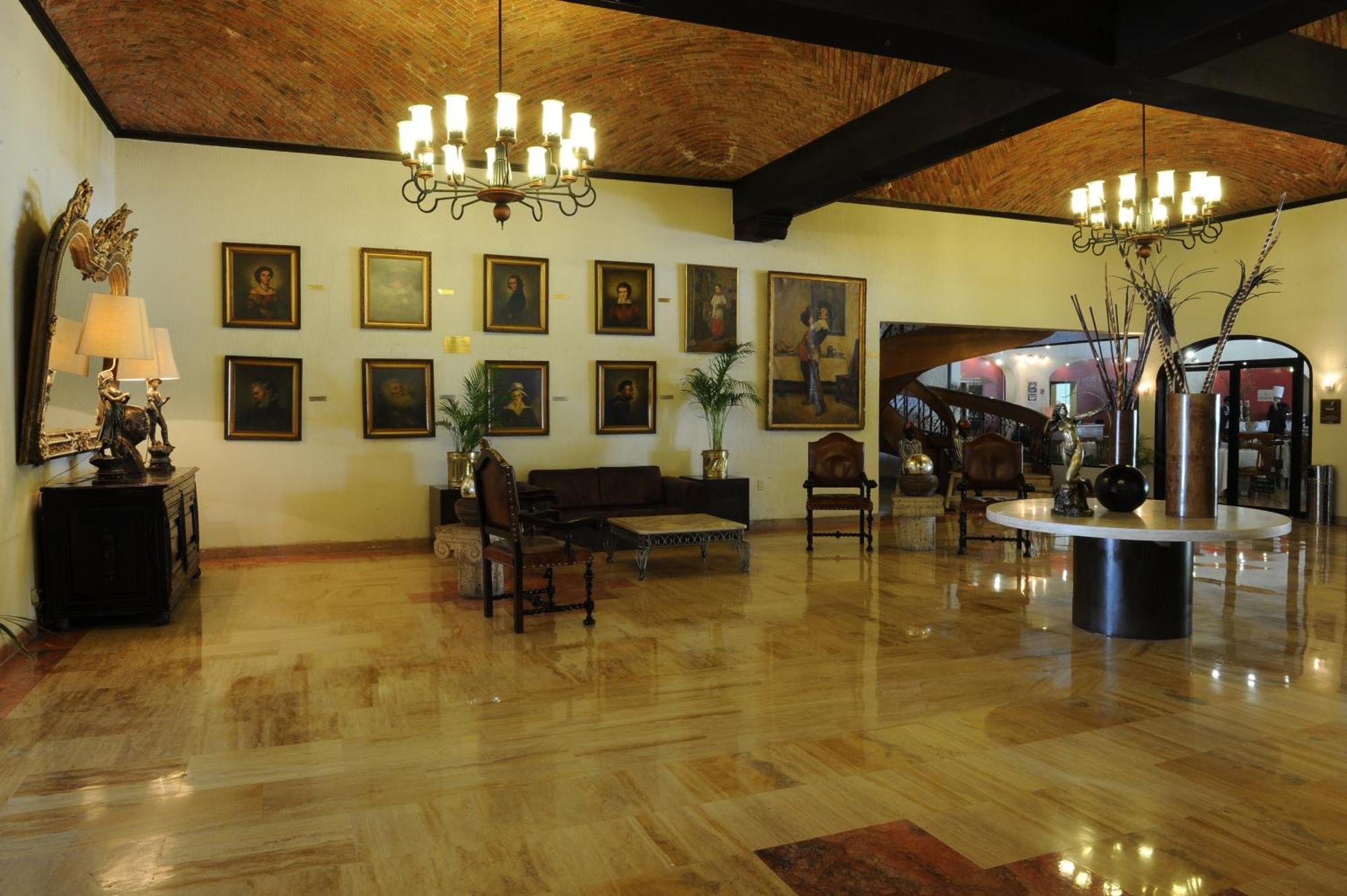 Real De Minas Poliforum Leon Luaran gambar