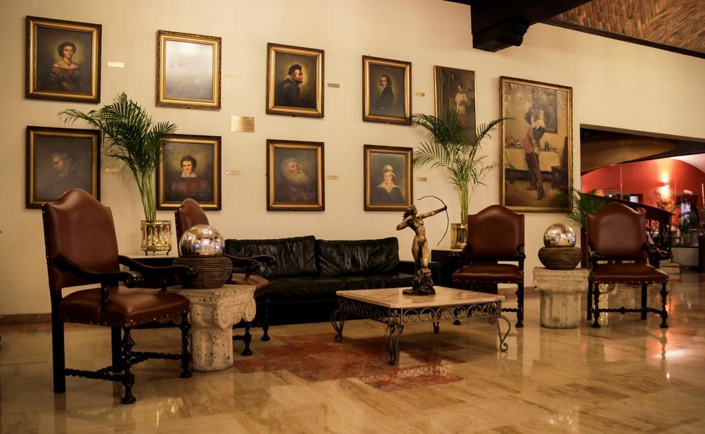 Real De Minas Poliforum Leon Luaran gambar