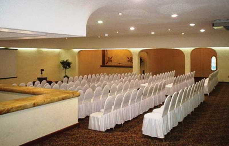 Real De Minas Poliforum Leon Luaran gambar